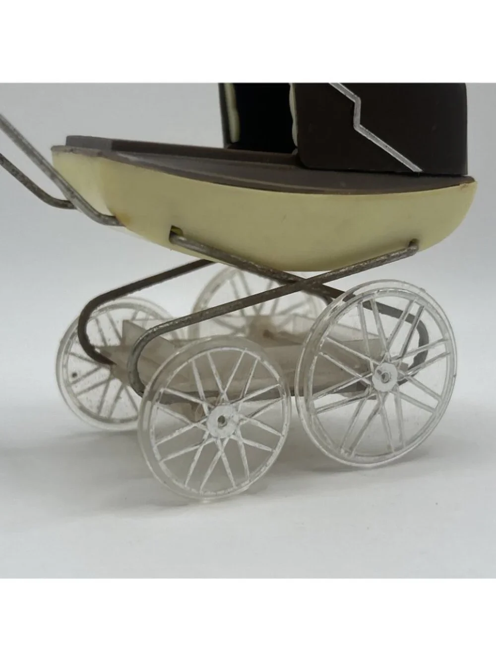 Vintage 1970s Lundby Barton Dollhouse Baby Pram Carriage 1:16 Miniature Brown - Picture 16 of 16